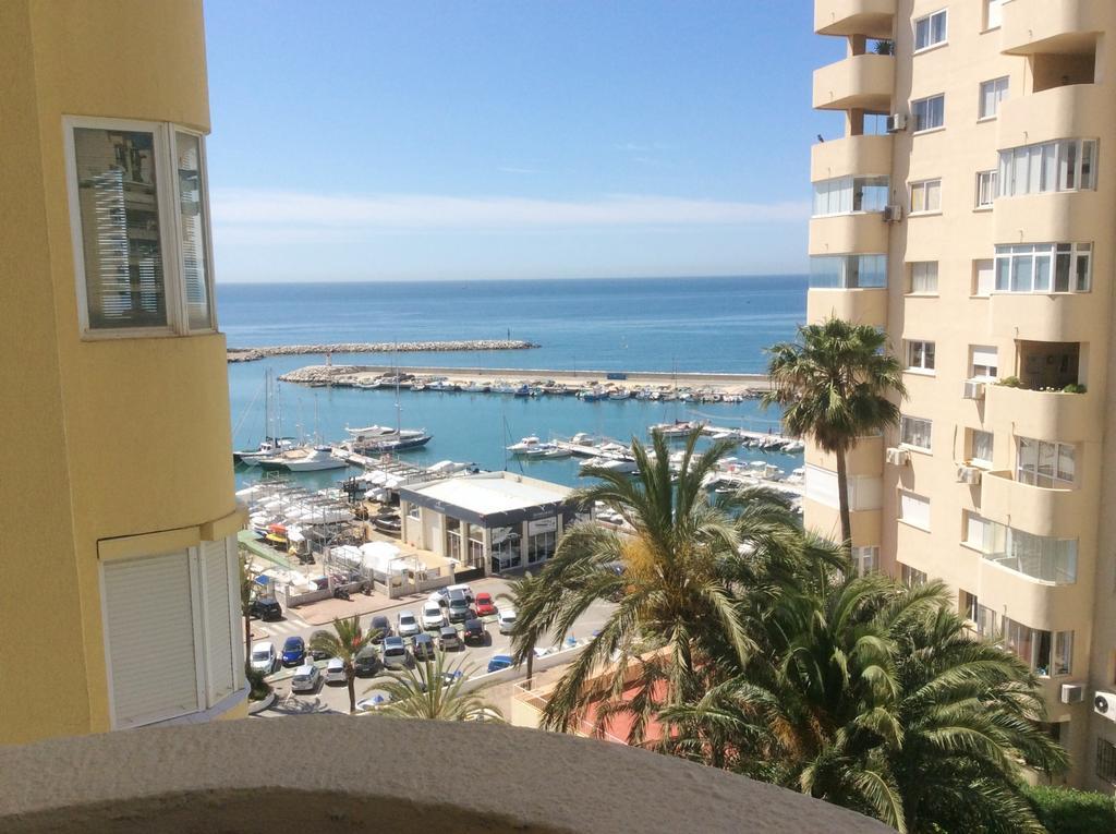 Estepona Marina Apartment ภายนอก รูปภาพ